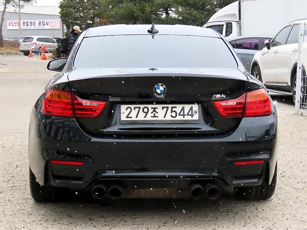 BMW 4 Series - Vista 4
