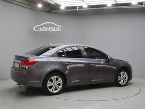 Chevrolet Cruise - Vista 8