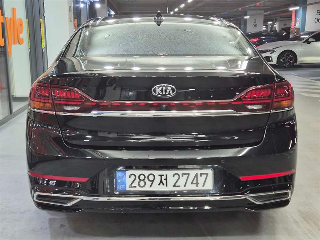 KIA K7 - Vista 5