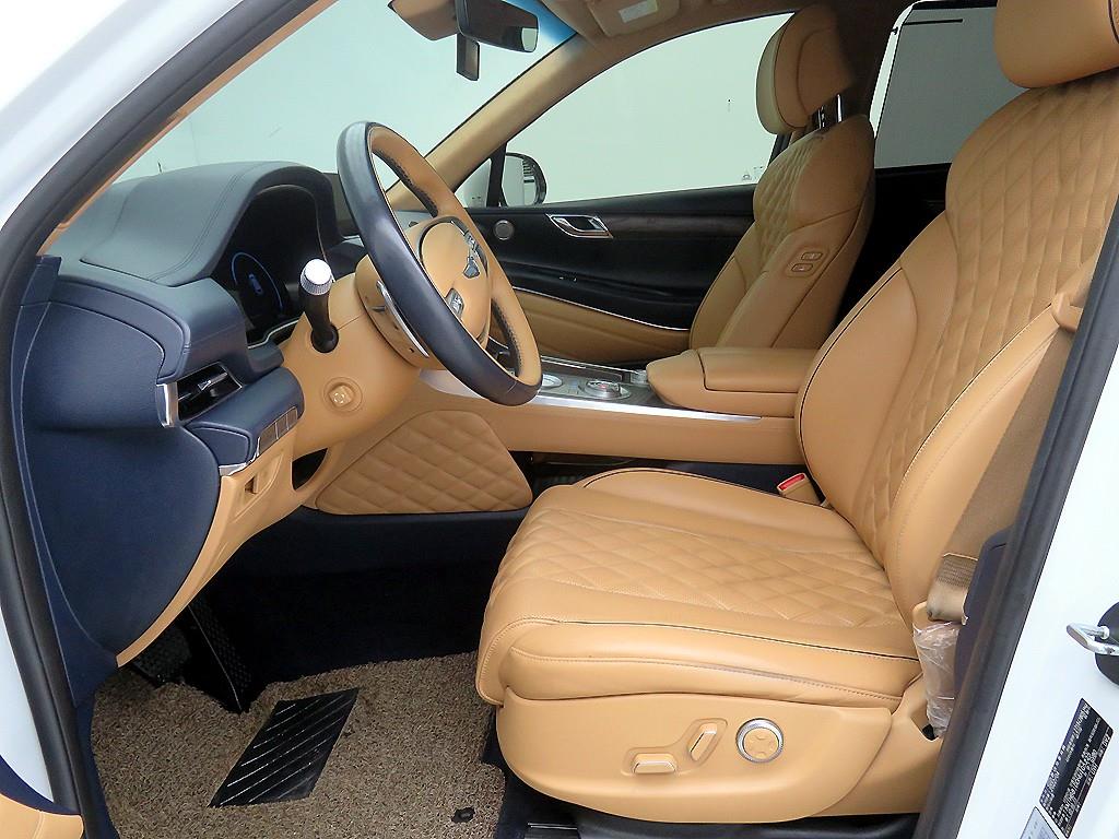 Genesis GV80 - Vista 5