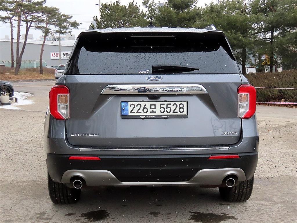 Ford Explorer - Vista 4