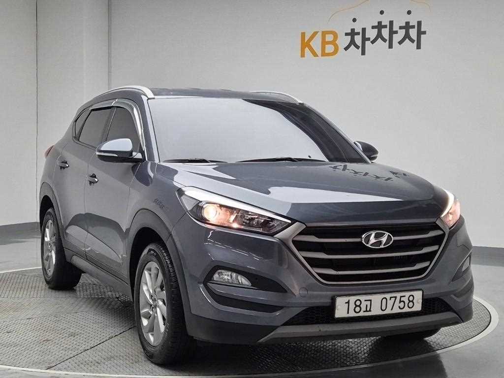 HYUNDAI Tucson - Vista 4