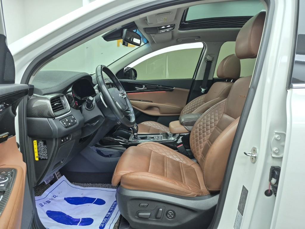 KIA Sorento - Vista 11