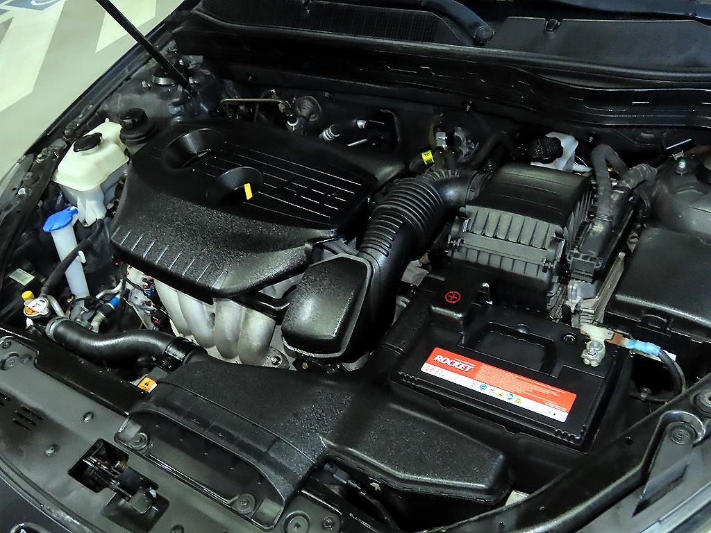 KIA K5 2015 Gris - Importación desde Corea - HF Imports Iquique - Foto 17