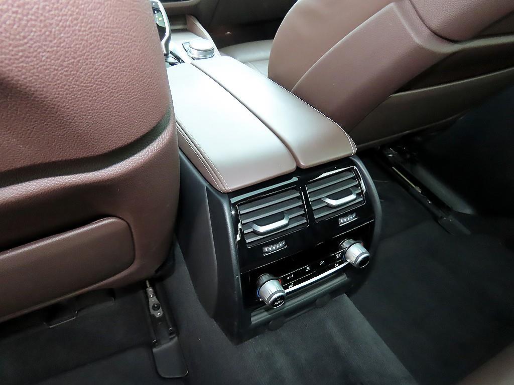 BMW 5 Series 2019 Gris - Importación desde Corea - HF Imports Iquique - Foto 16