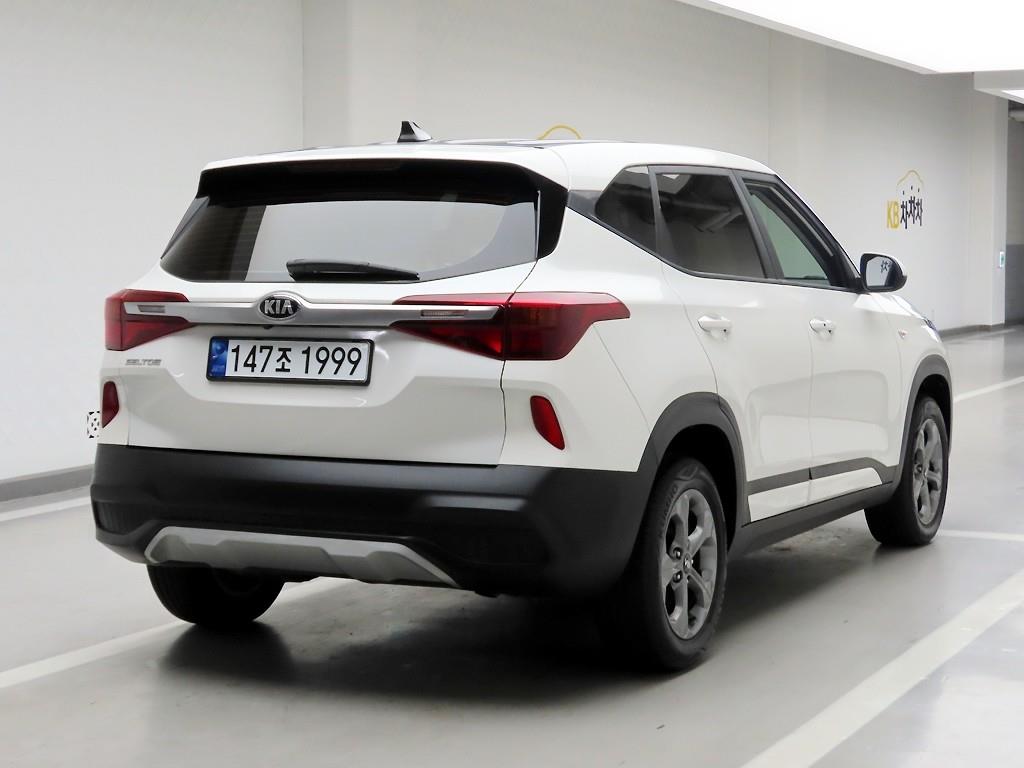 KIA Seltos - Vista 4