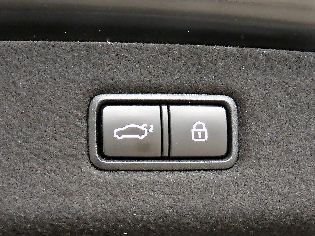 Genesis EQ900 2017 Negro - Importación desde Corea - HF Imports Iquique - Foto 16