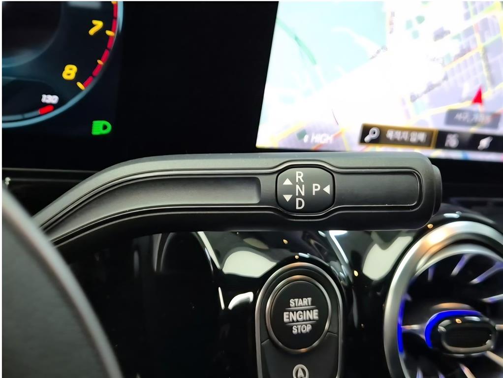 Mercedes Benz GLA Class - Vista 7