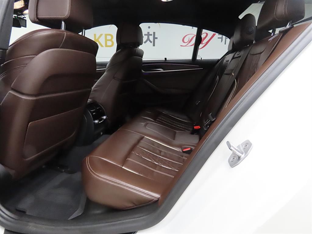 BMW 5 Series - Vista 6