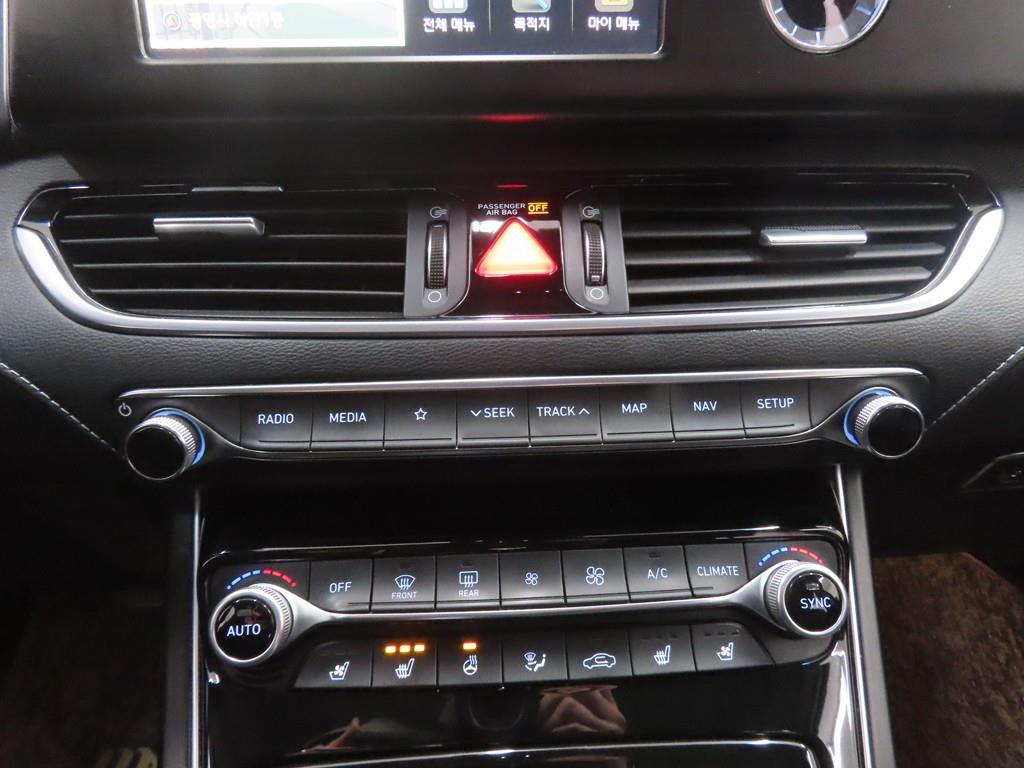 HYUNDAI Grandeur - Vista 12