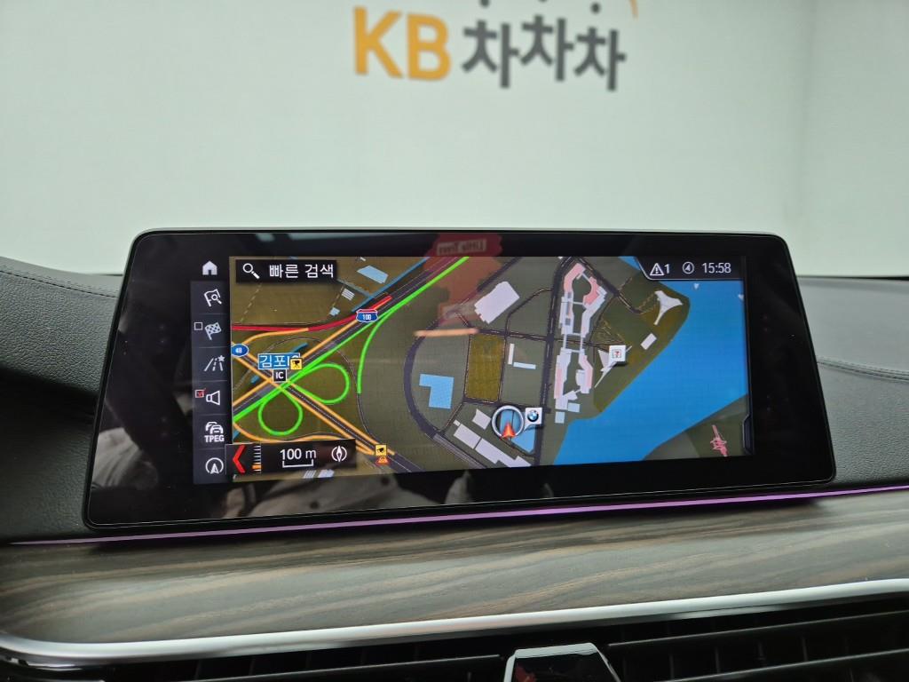 BMW 5 Series 2018 Blanco - Importación desde Corea - HF Imports Iquique - Foto 14