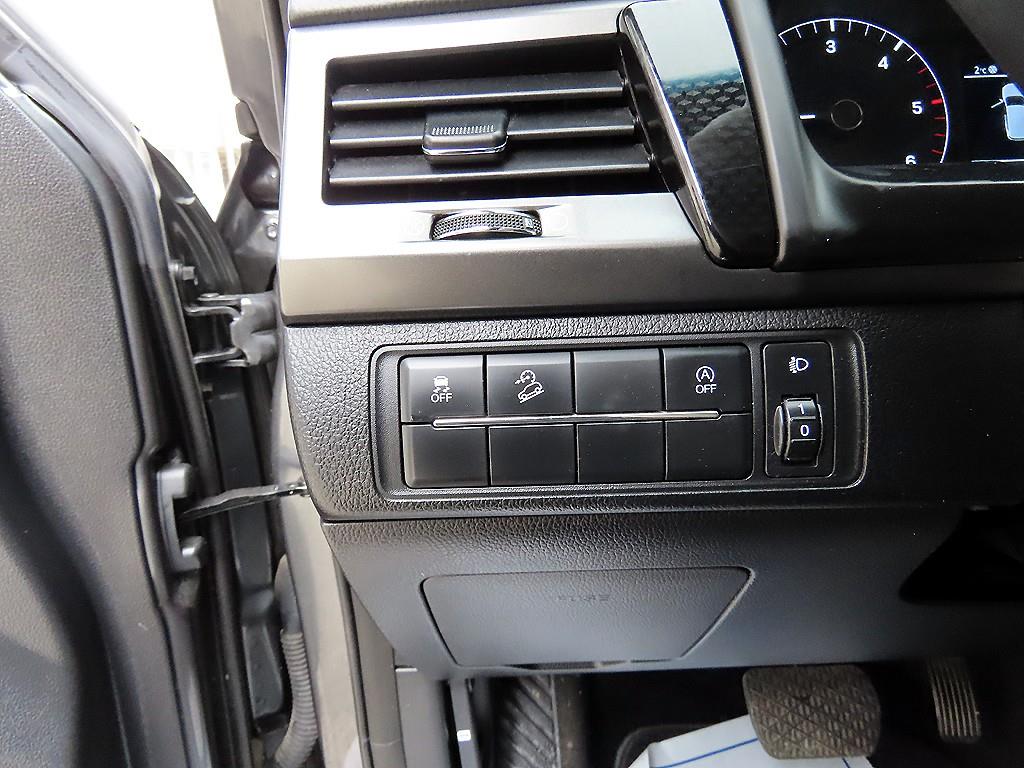 Ssangyong Rexton - Vista 12