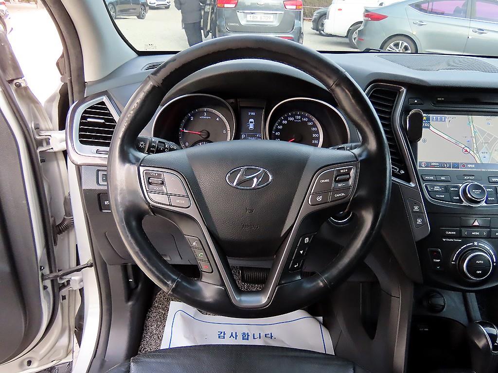 HYUNDAI Santa Fe - Vista 8