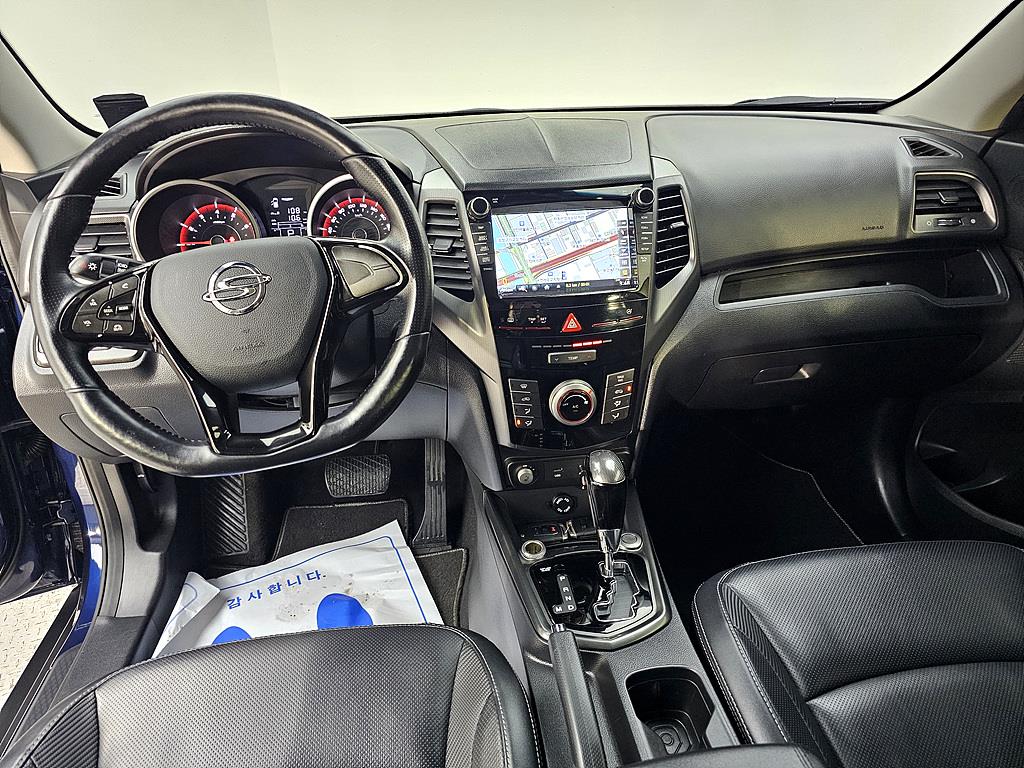 Ssangyong Tivoli - Vista 10