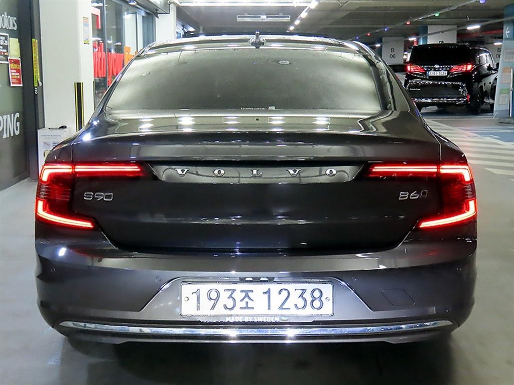 Volvo S90 - Vista 5