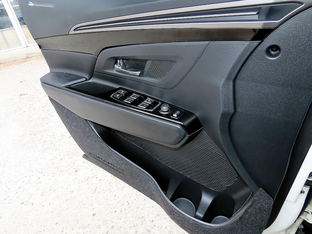 Ssangyong Korando - Vista 11