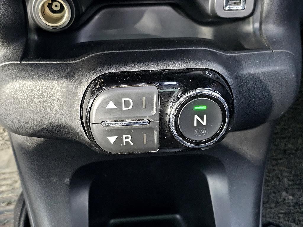 Citroen C4 2017 Gris - Importación desde Corea - HF Imports Iquique - Foto 17