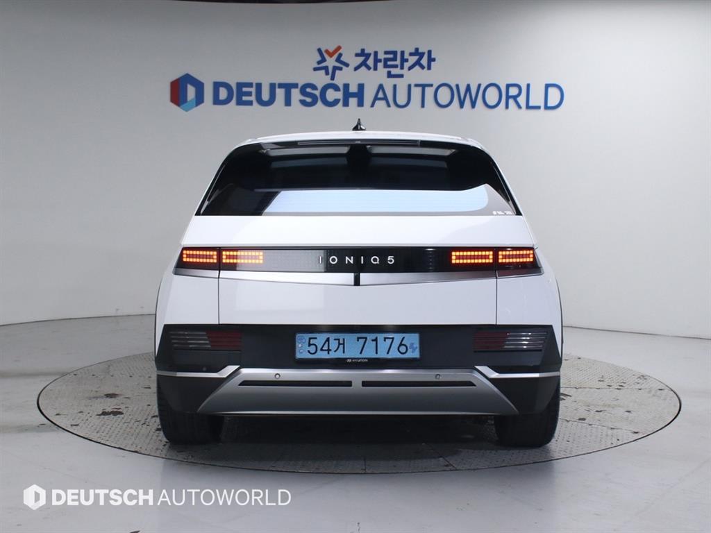 HYUNDAI Ioniq 5 - Vista 4