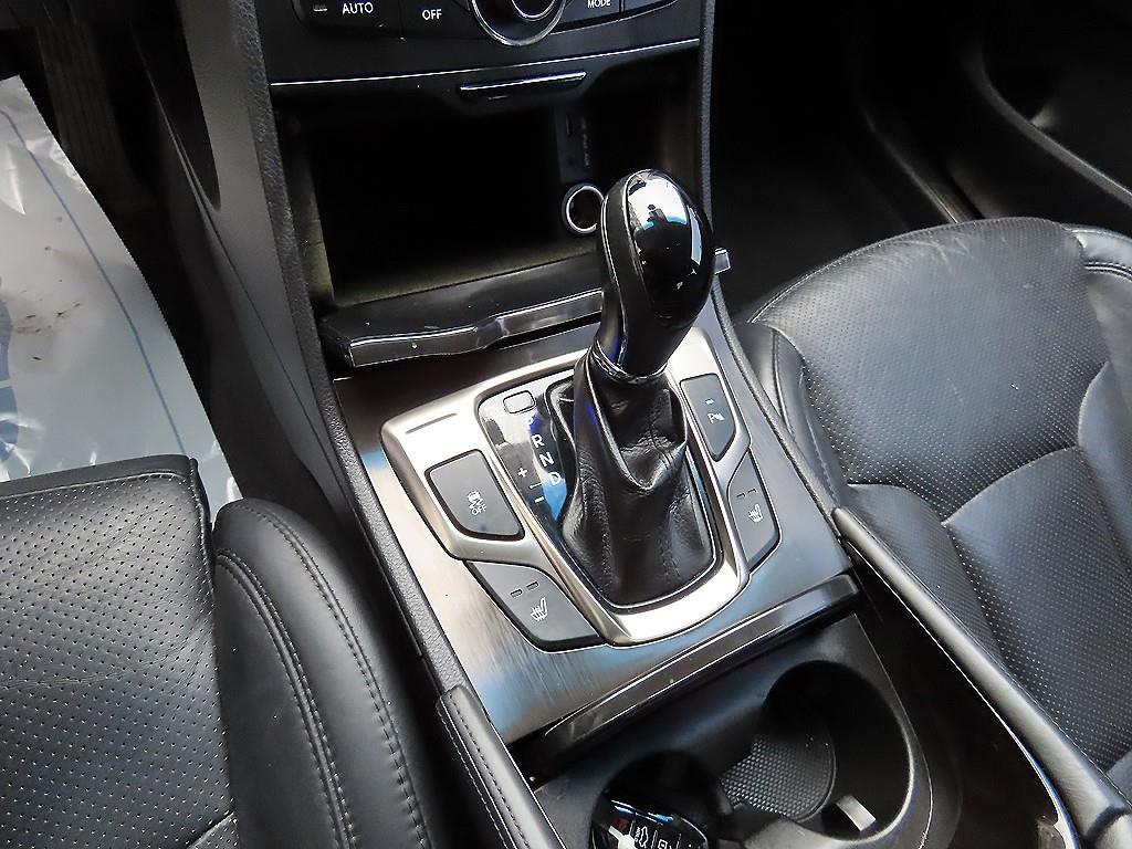 HYUNDAI Grandeur - Vista 10