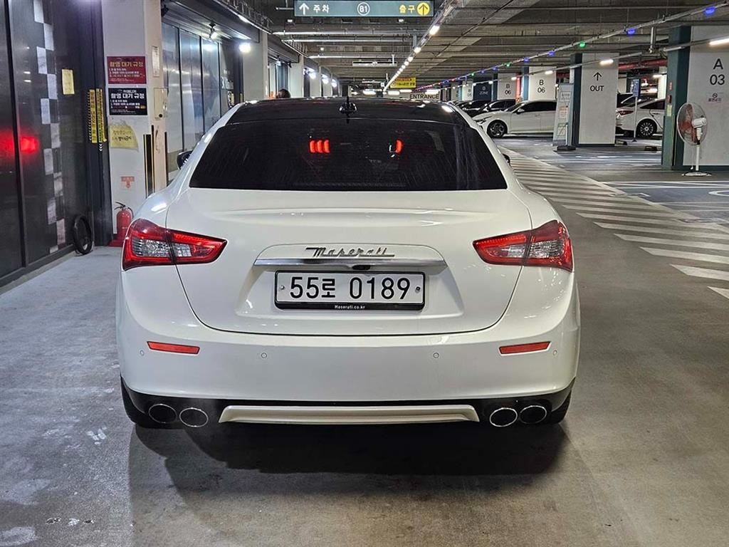 Maserati Ghibli - Vista 5