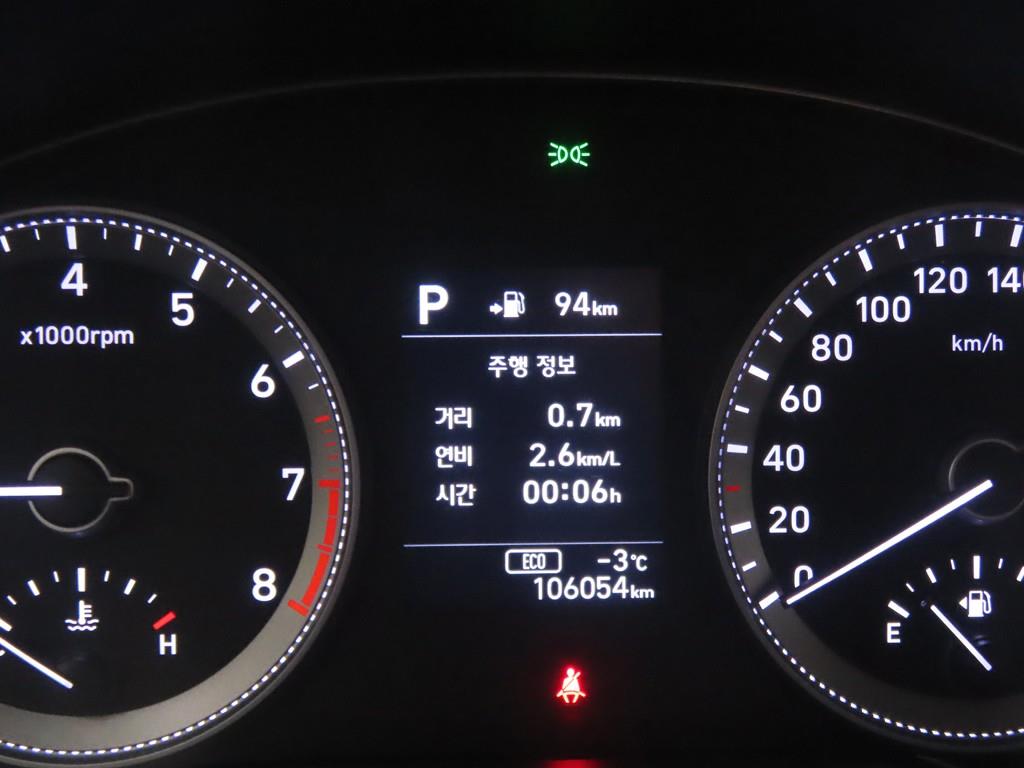 HYUNDAI Grandeur - Vista 9