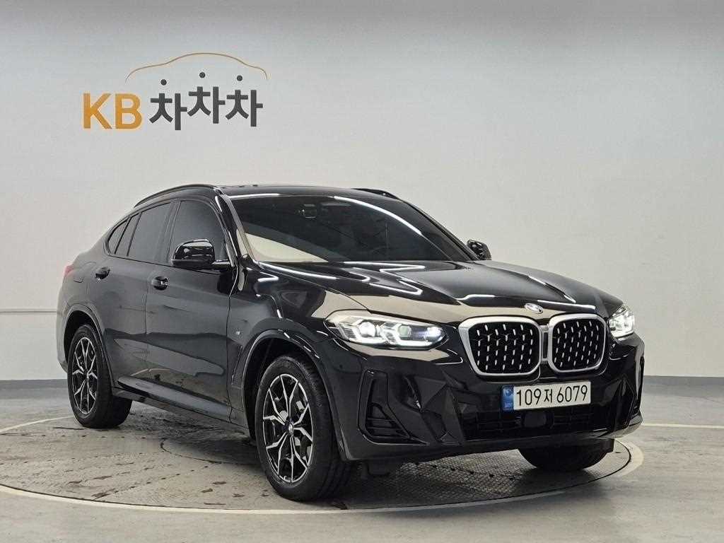 BMW X4 - Vista 4