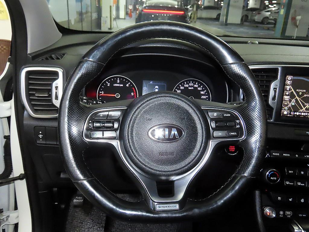 KIA Sportage - Vista 8