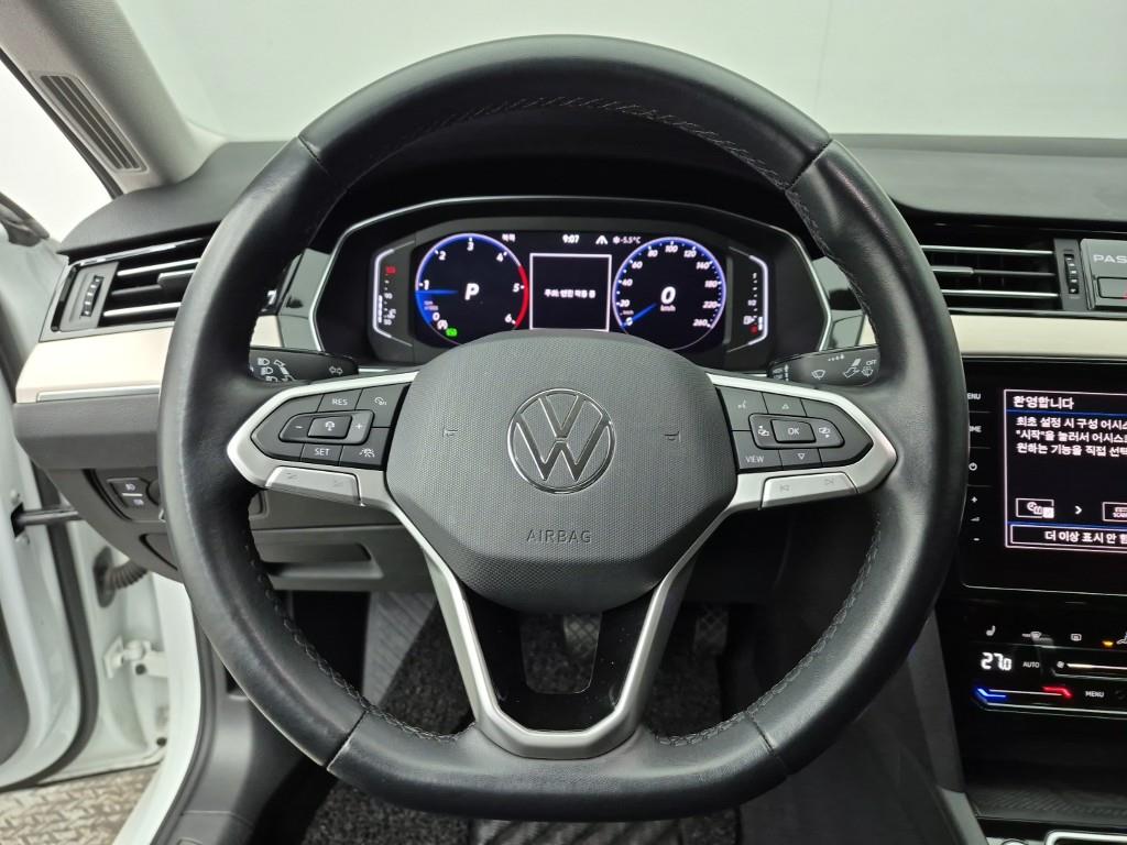 Volkswagen Passat - Vista 9