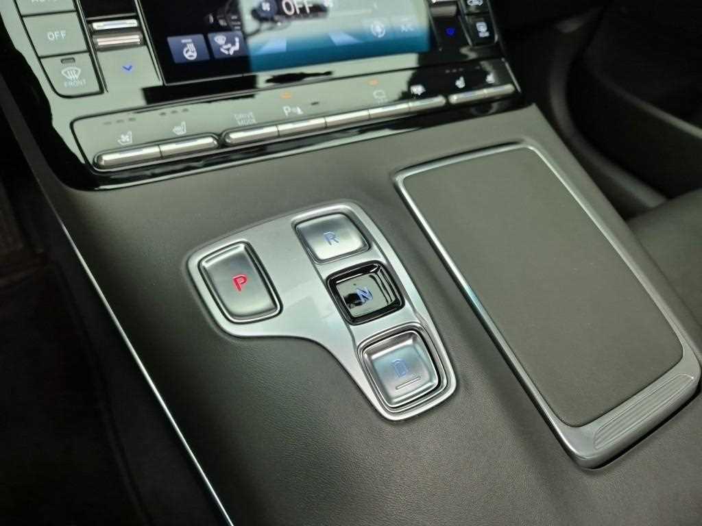 HYUNDAI Grandeur - Vista 8