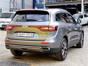 SAMSUNG QM6 - Vista 8