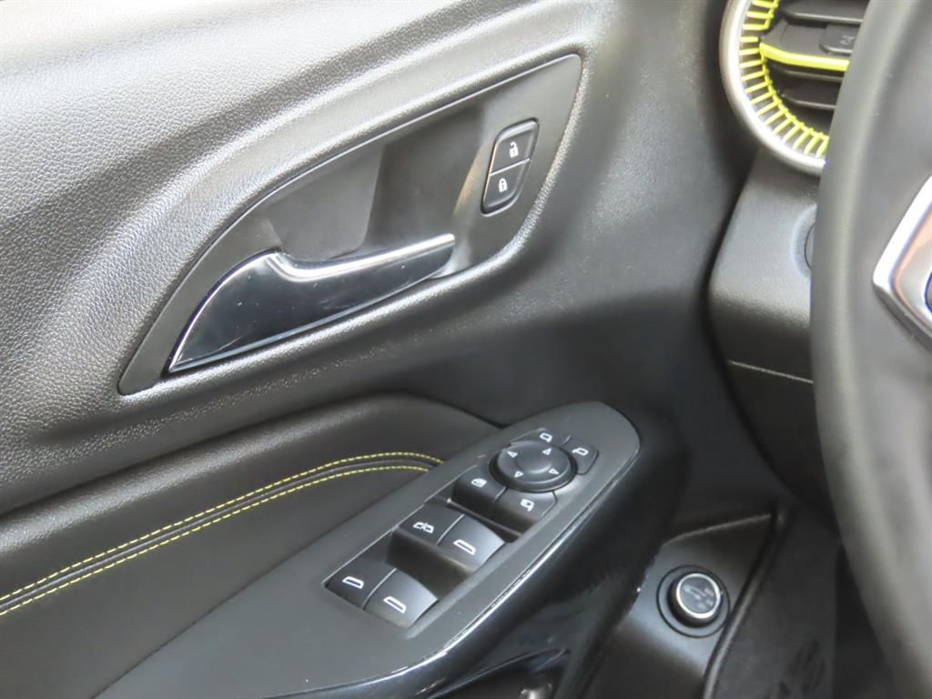 Chevrolet Trax 2024 Amarillo - Importación desde Corea - HF Imports Iquique - Foto 9