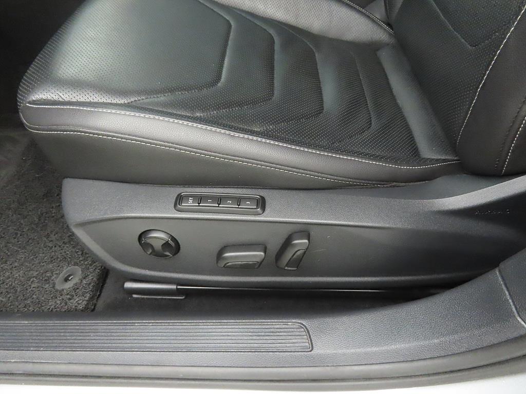 Volkswagen Jetta 2021 Gris - Importación desde Corea - HF Imports Iquique - Foto 15