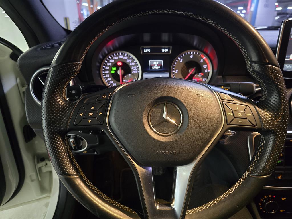 Mercedes Benz A Class - Vista 9