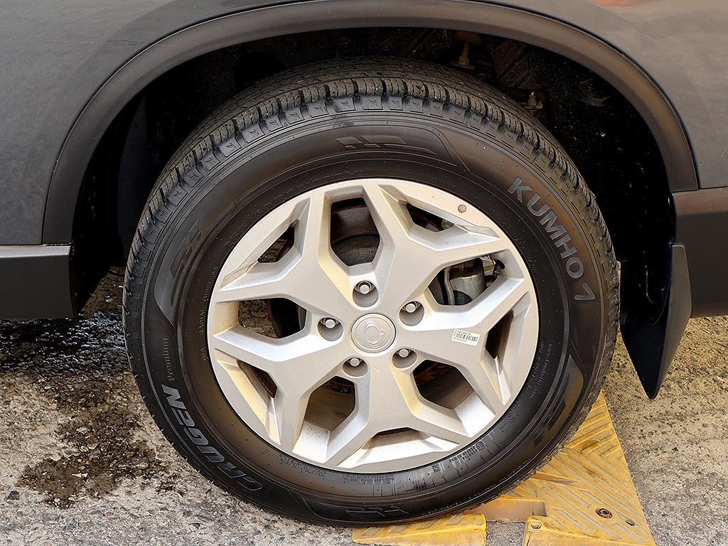 Ssangyong Rexton - Vista 3