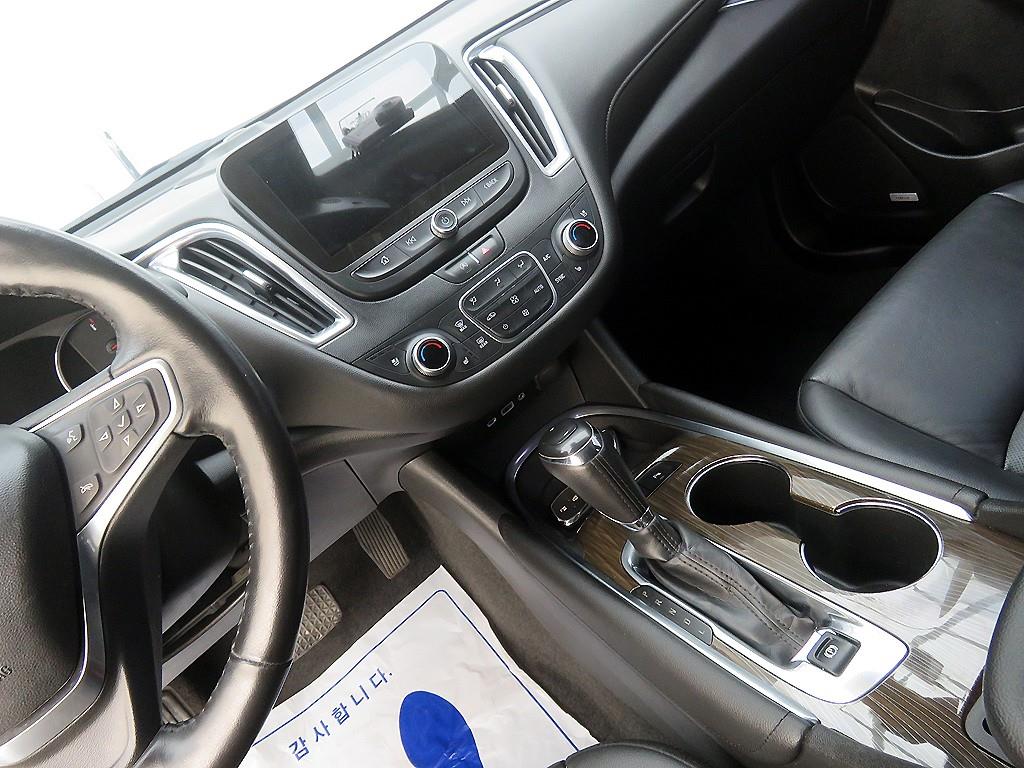 Chevrolet Malibu - Vista 11