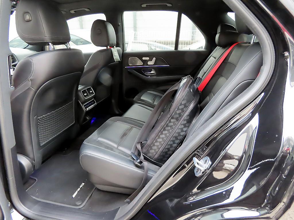 Mercedes Benz GLE Class - Vista 6