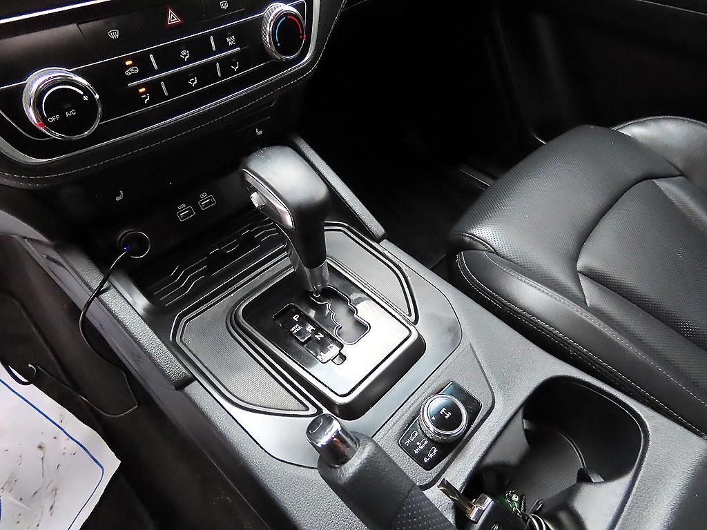 Ssangyong Rexton - Vista 10