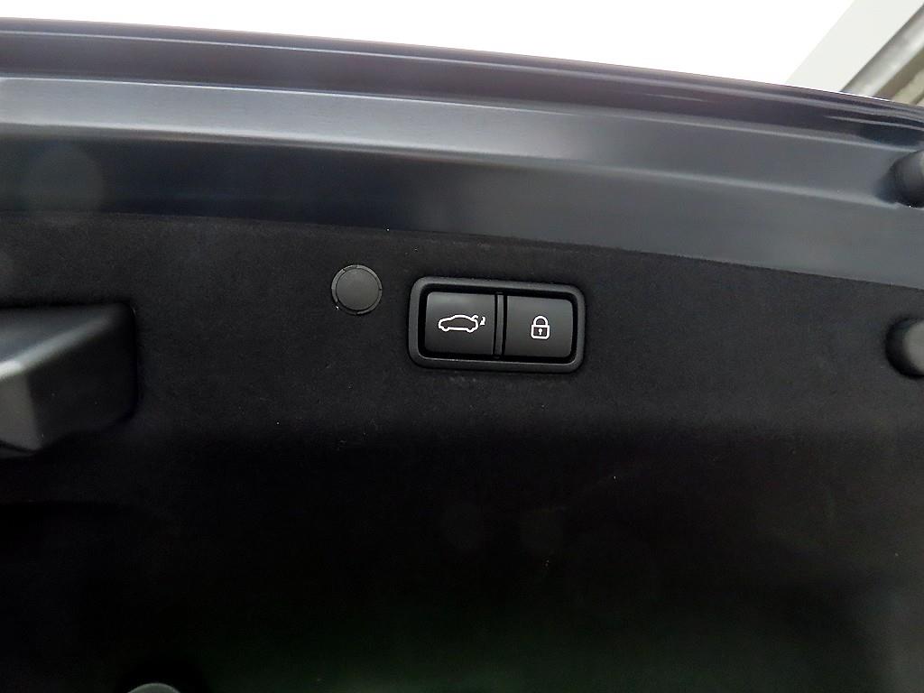 HYUNDAI Grandeur - Vista 6