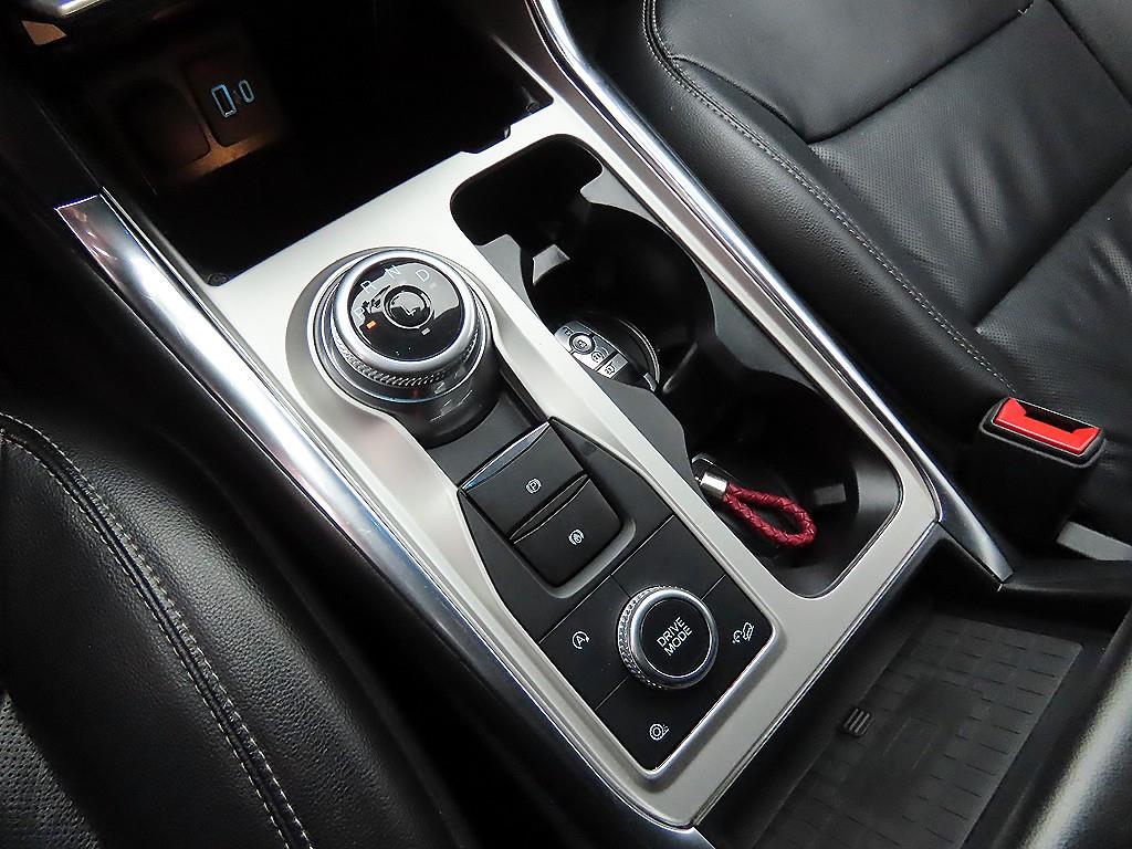 Ford Explorer - Vista 10