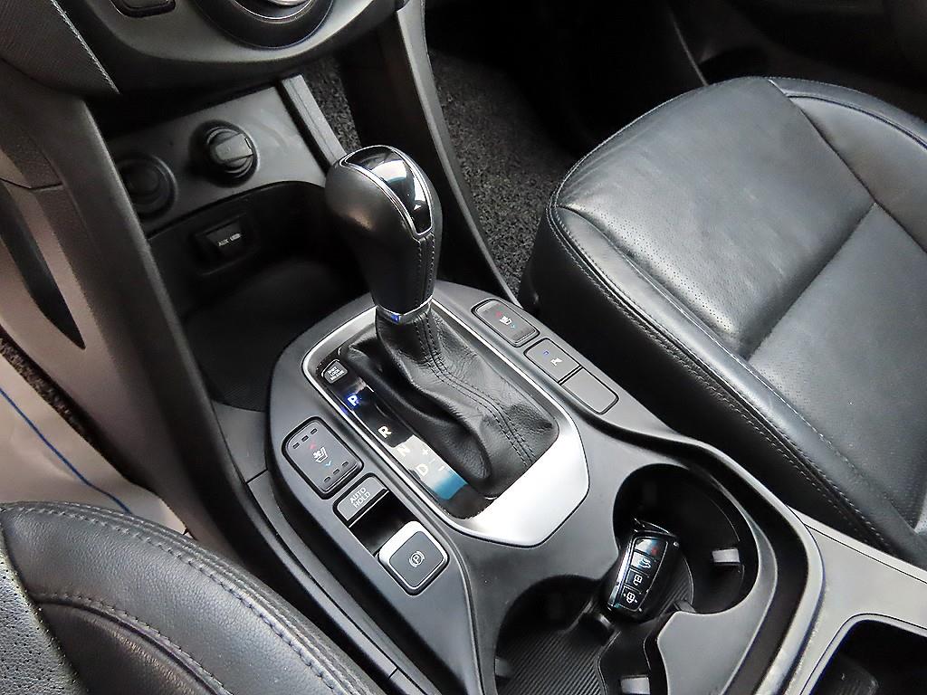 HYUNDAI Santa Fe - Vista 10