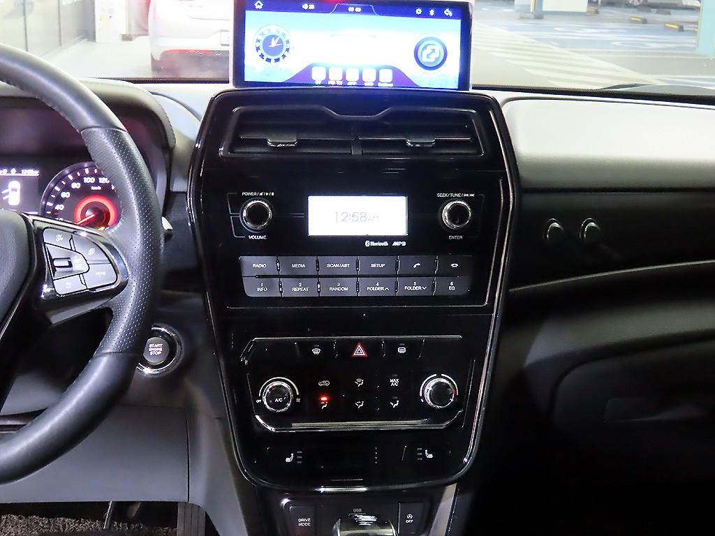 Ssangyong Tivoli - Vista 11