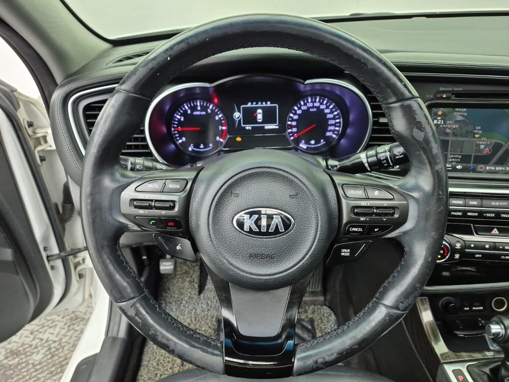KIA K5 - Vista 9