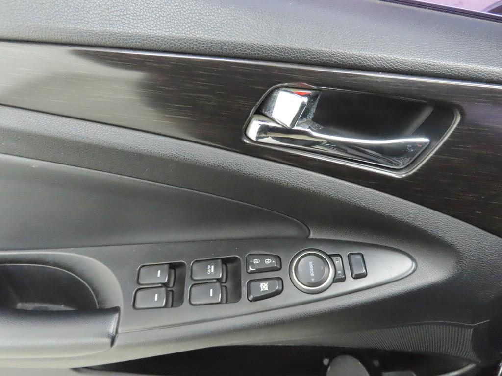 HYUNDAI Sonata - Vista 9