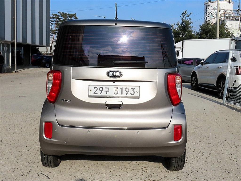 KIA Ray - Vista 4