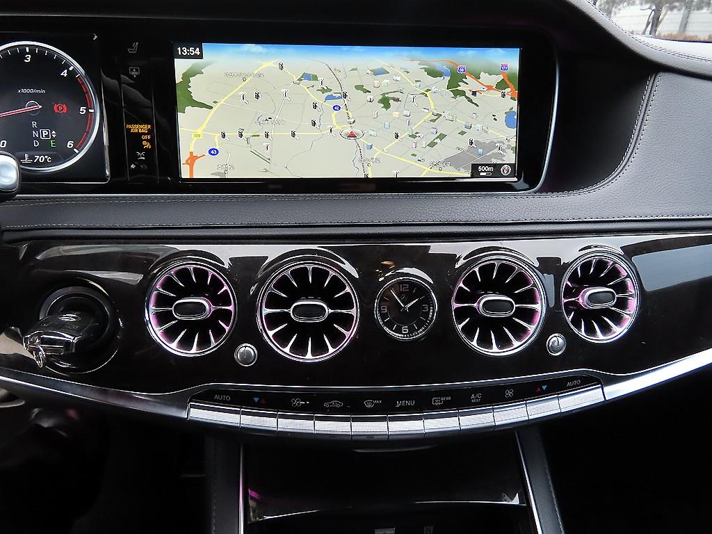 Mercedes Benz S Class - Vista 12