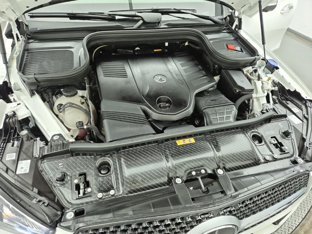 Mercedes Benz GLE Class - Vista 6