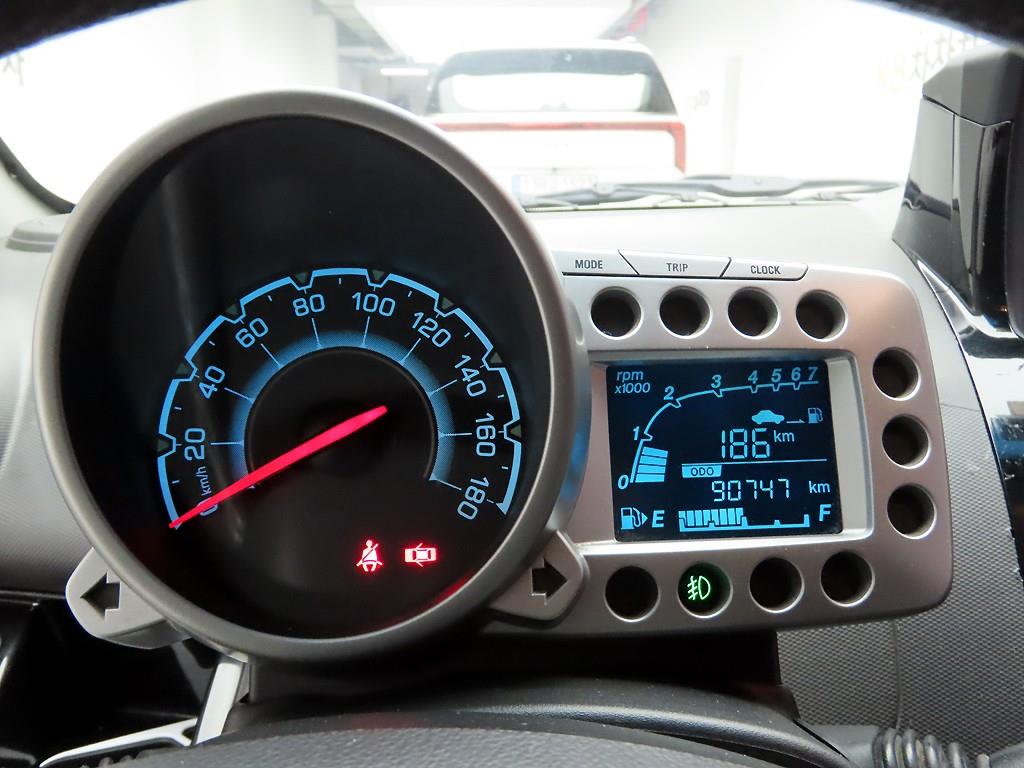 Chevrolet Spark - Vista 5