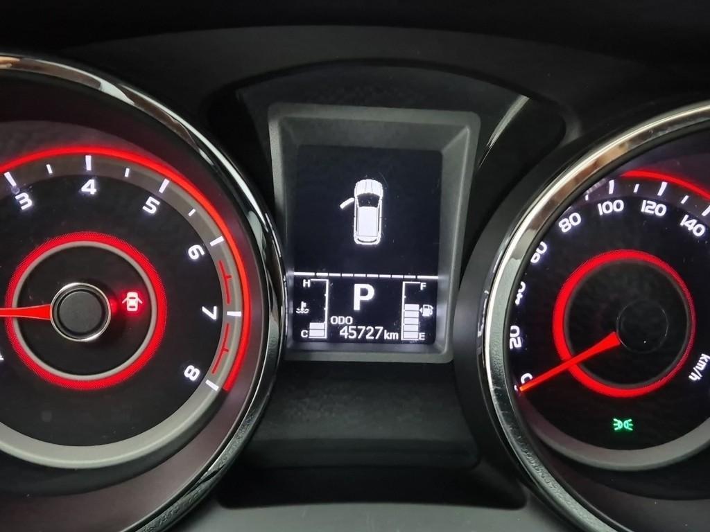 Ssangyong Tivoli - Vista 6