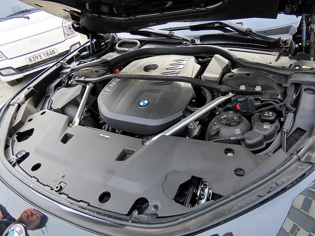 BMW 7 Series 2023 Negro - Importación desde Corea - HF Imports Iquique - Foto 19