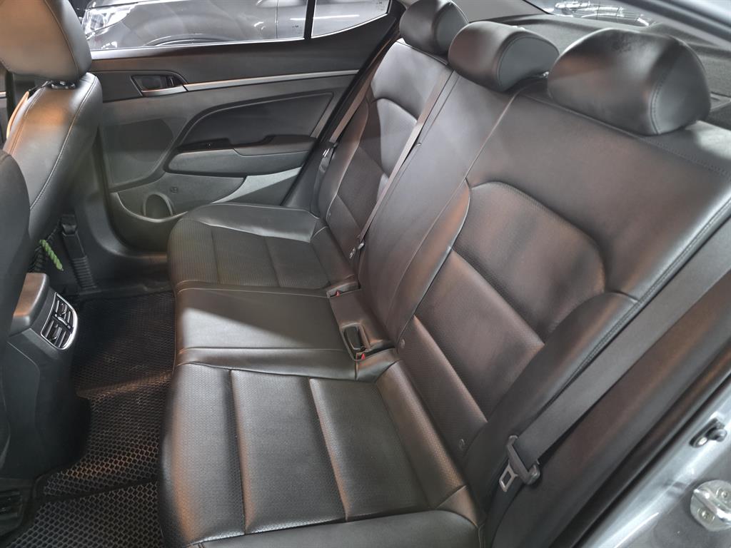 HYUNDAI Avante 2017 Gris - Importación desde Corea - HF Imports Iquique - Foto 16